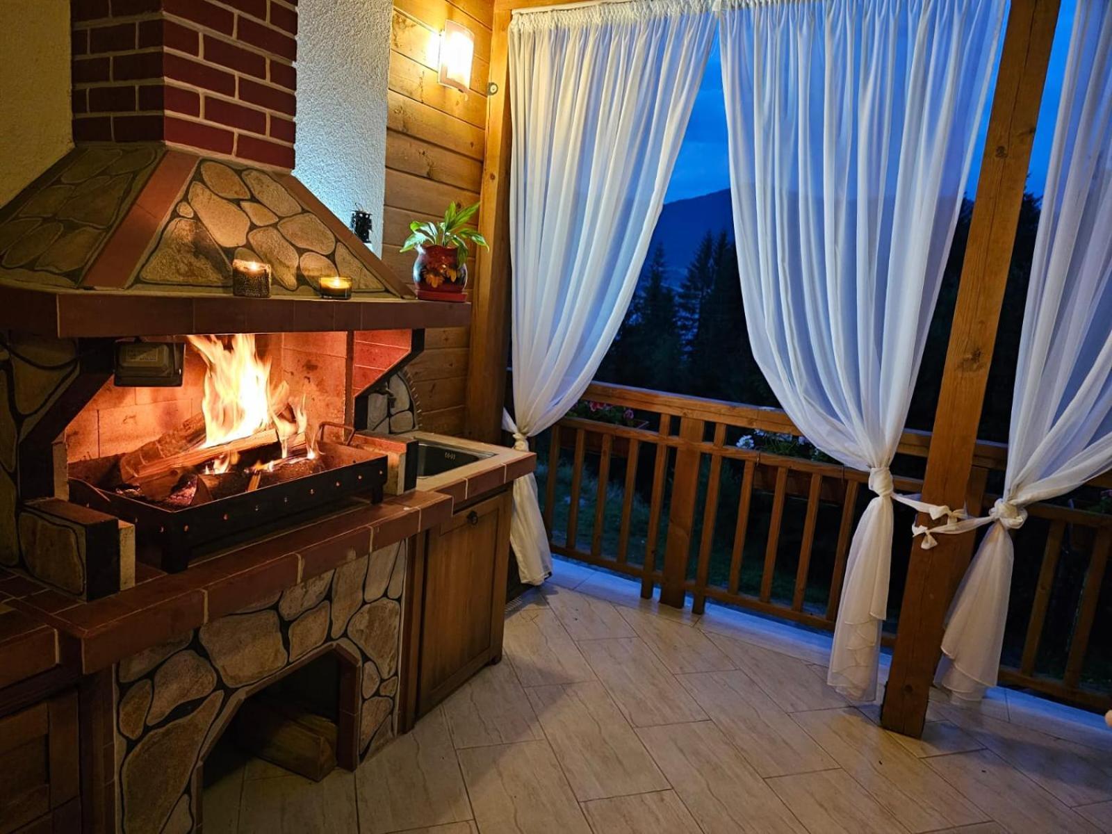 Villa Hills - Къща За Гости С Храна Orlino Exteriér fotografie